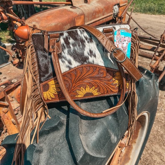 The Avery Concealed Carry Purse, A Haute Southern Hyde By Beth Marie Exclusive - Picture 3 of 8